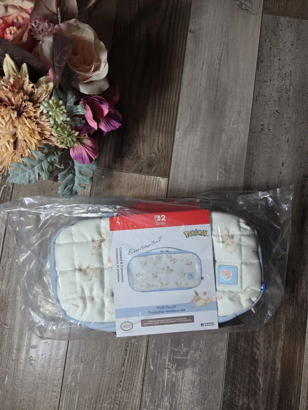 NWT Pokemon Nintendo Switch Carrying Case – Eevee Cottage Core – Puff Pouch